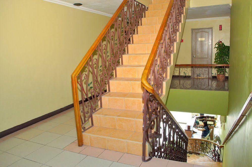 El Portal Inn Tagbilaran Zewnętrze zdjęcie